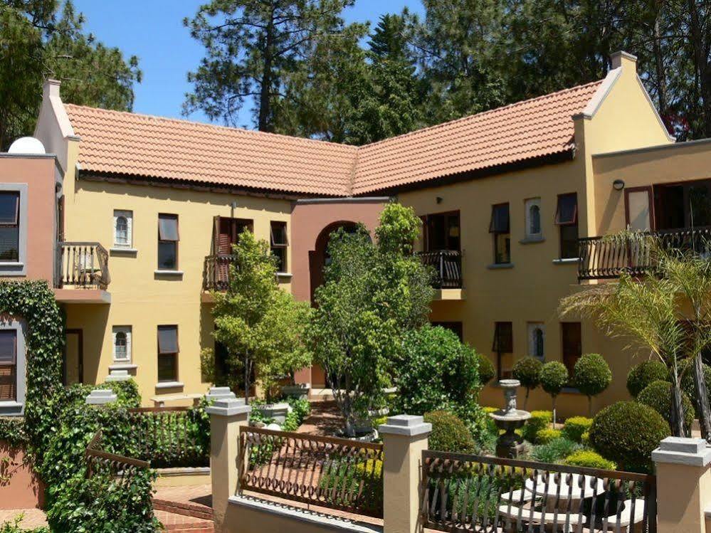 Bohemian Guesthouse - Pretoria-Noord Exterior foto